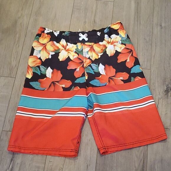 Boys Swim Trunks XL  - Picture 1 of 5